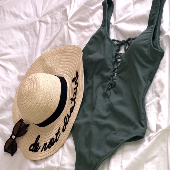 Accessories - “Do not Disturb” floppy Sun Hat